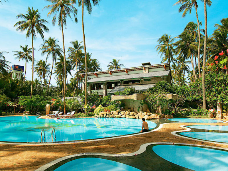 Oriental Pearl Resort