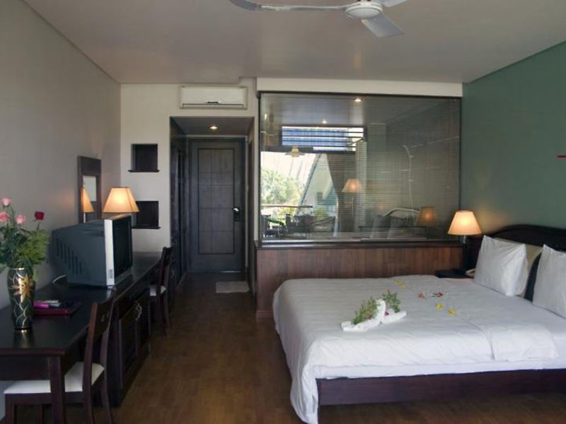 Oriental Pearl Resort