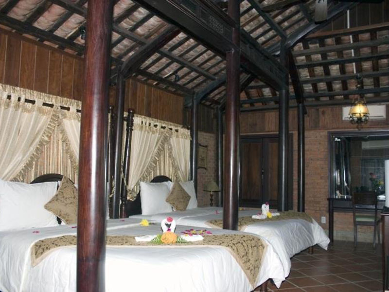 Oriental Pearl Resort