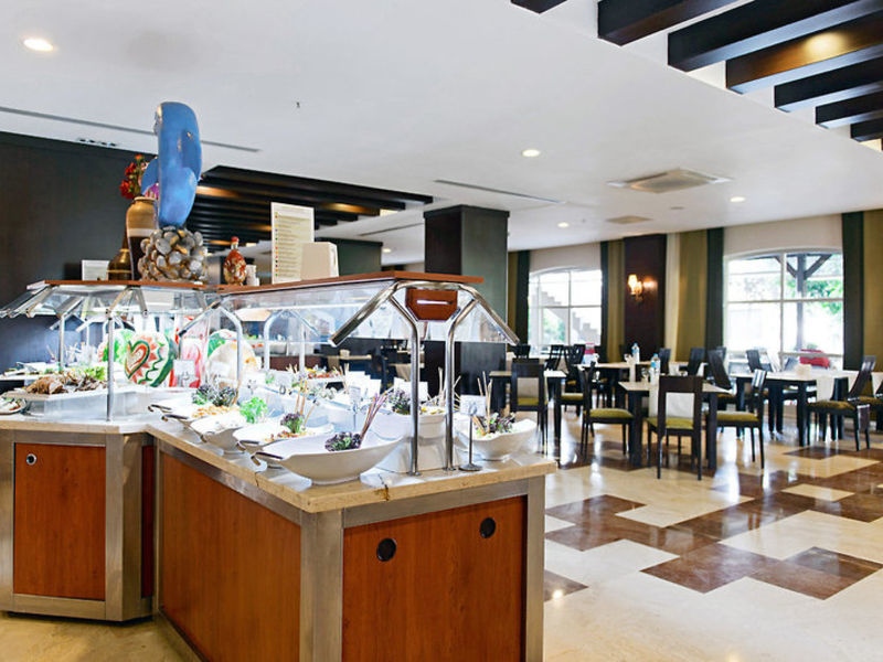 Otium Eco Club Side