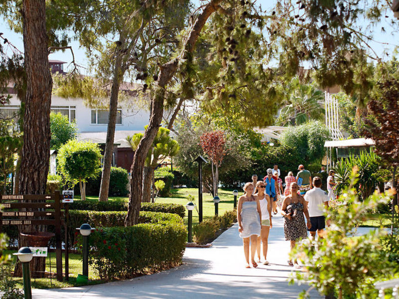 Otium Eco Club Side