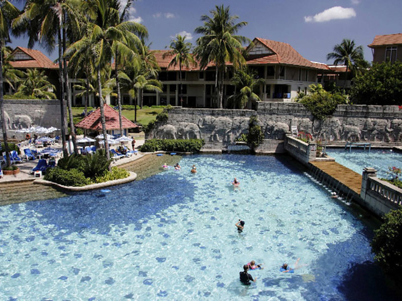 Outrigger Laguna Phuket Beach