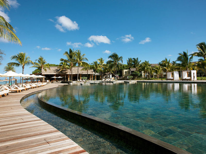 Outrigger MauritiusBeachResort