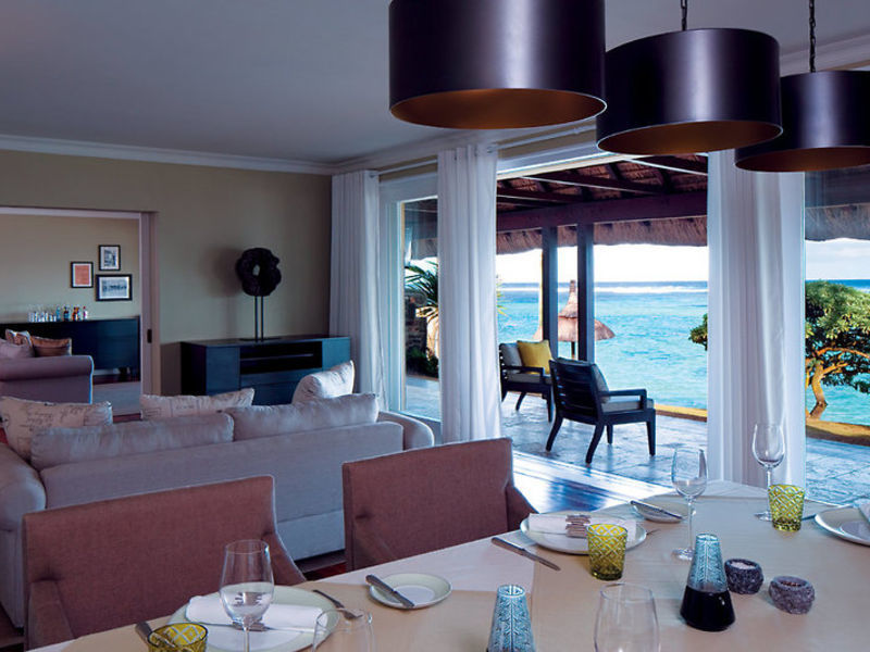 Outrigger MauritiusBeachResort