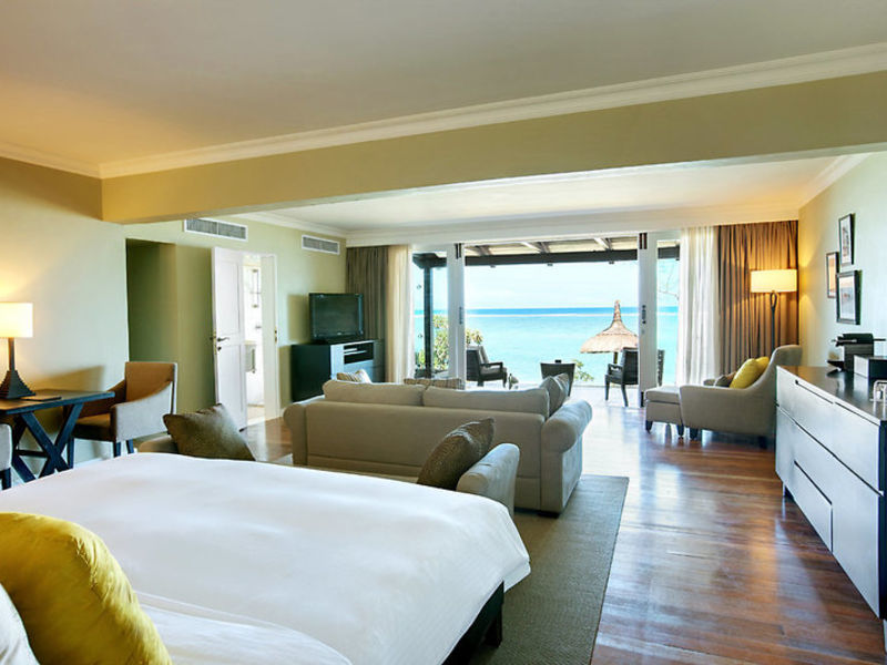 Outrigger MauritiusBeachResort