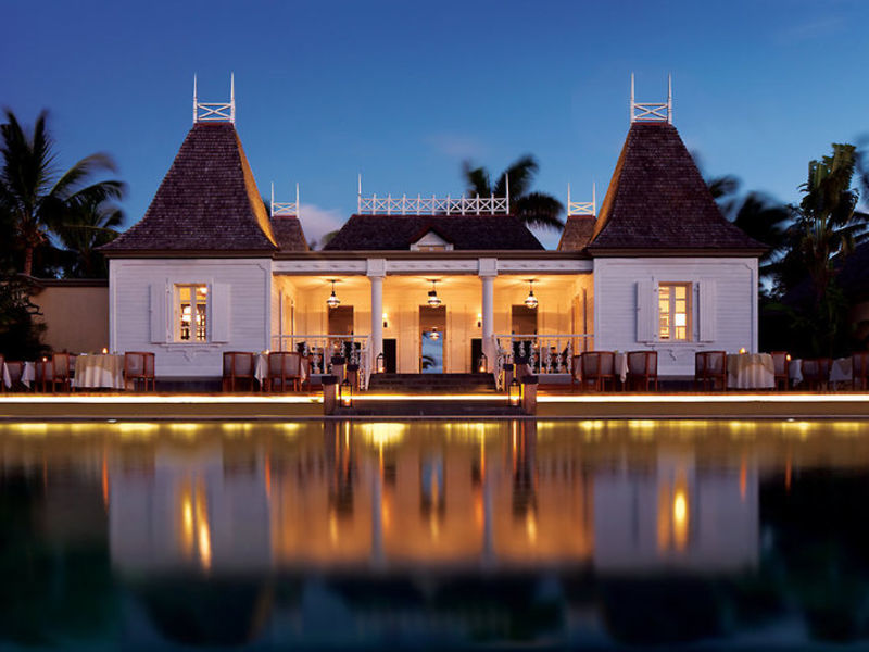 Outrigger MauritiusBeachResort