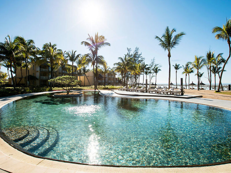 Outrigger MauritiusBeachResort