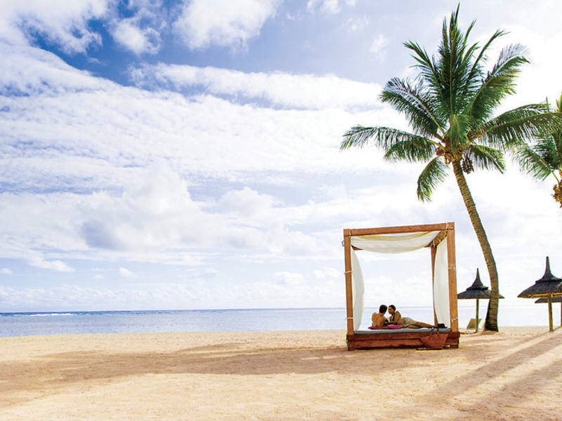 Outrigger MauritiusBeachResort