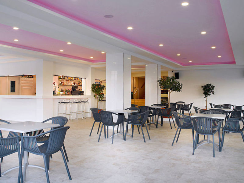 Palladium Hotel Cala Llonga