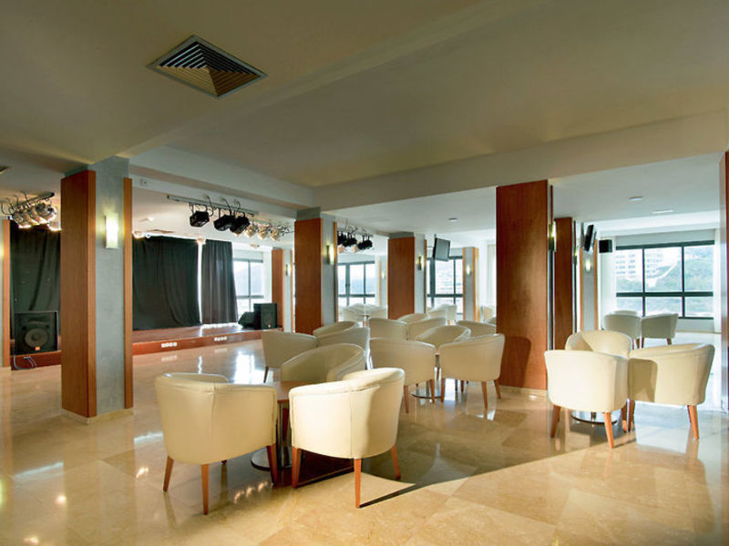 Palladium Hotel Cala Llonga