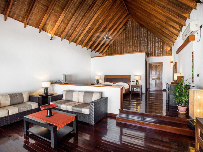 Palm Beach Hotel