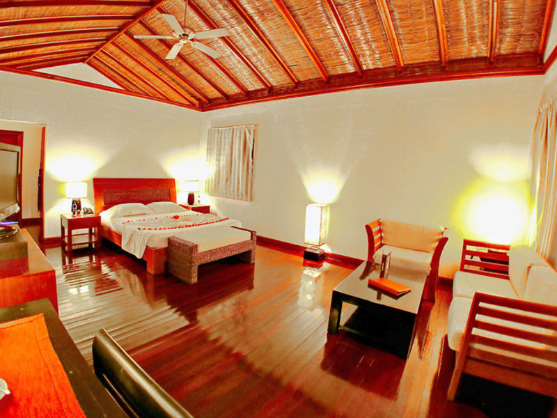 Palm Beach Hotel
