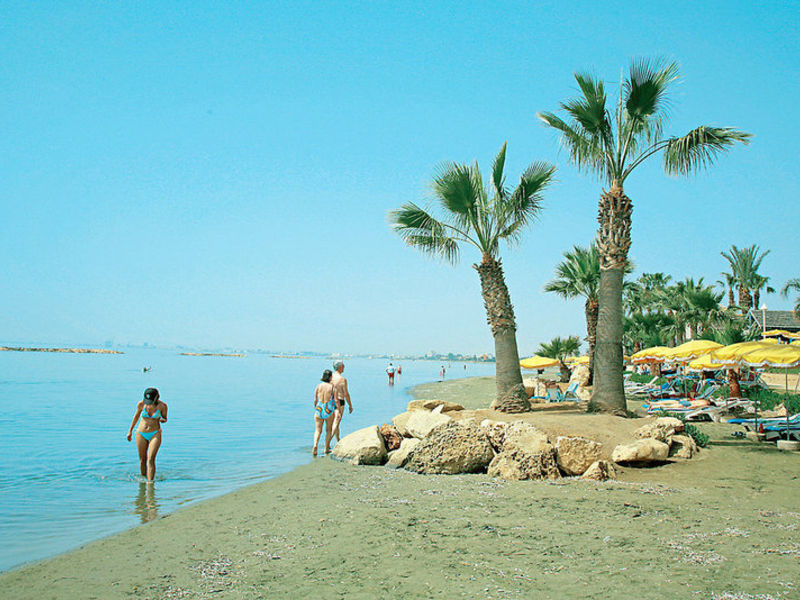 Palm Beach Hotel & Bungalows