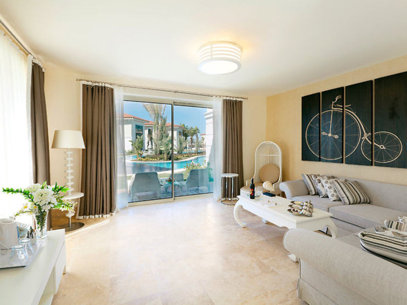 Paloma Oceana Resort