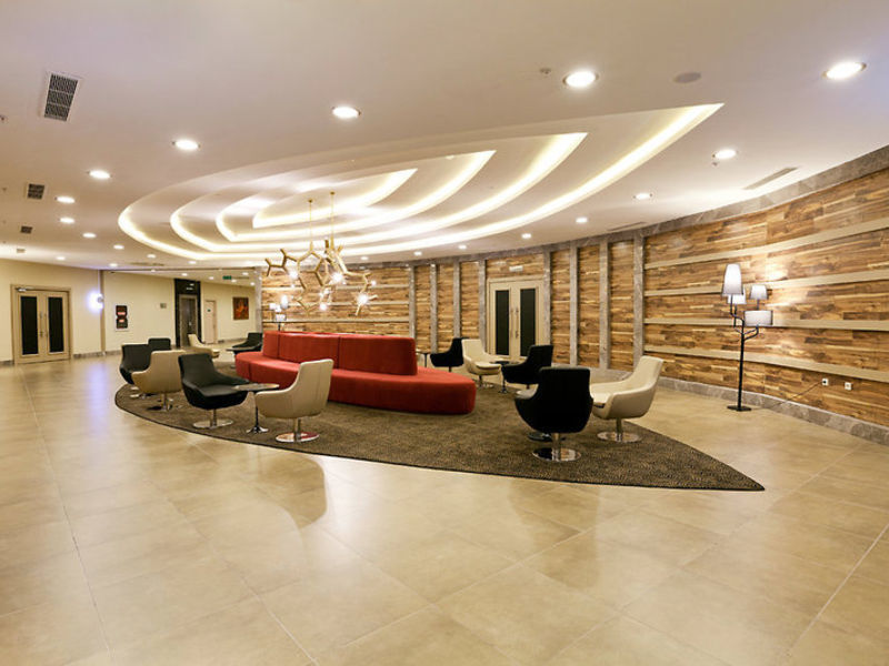 Paloma Oceana Resort