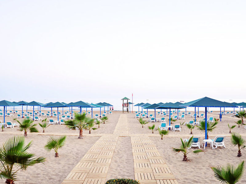 Paloma Oceana Resort