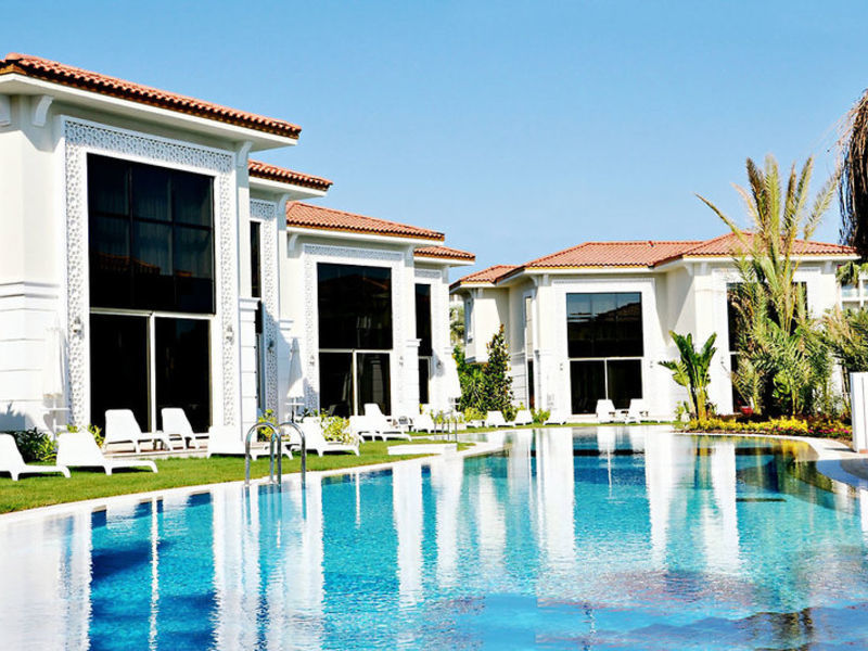 Paloma Oceana Resort