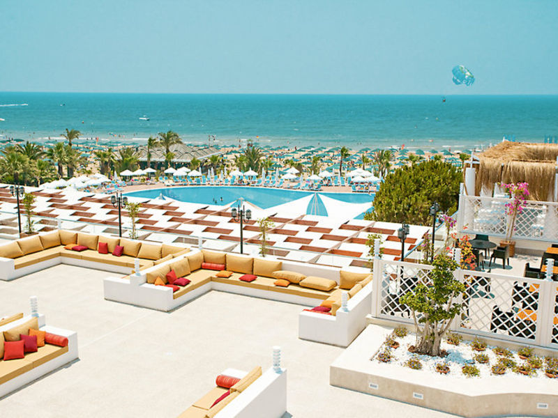 Paloma Oceana Resort