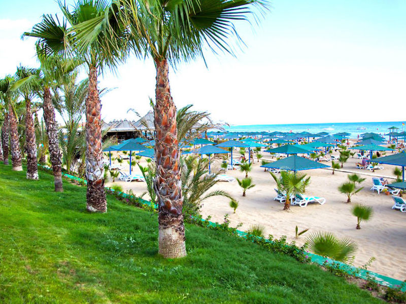 Paloma Oceana Resort