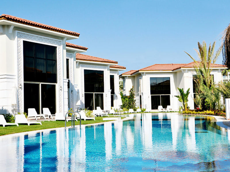 Paloma Oceana Resort