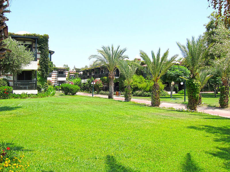 Paloma Paradise Beach