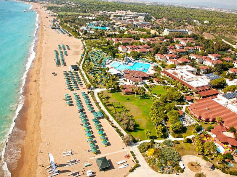 Paloma Paradise Beach