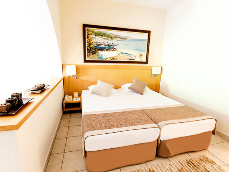 Paloma Paradise Beach