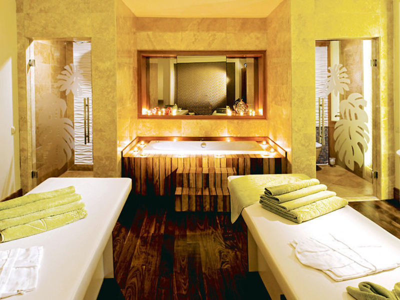 Paloma Pasha Resort