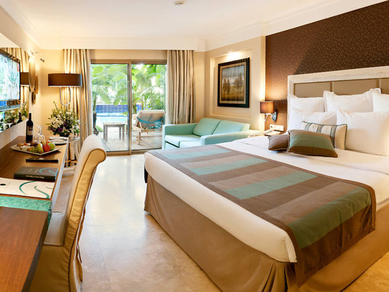 Paloma Pasha Resort