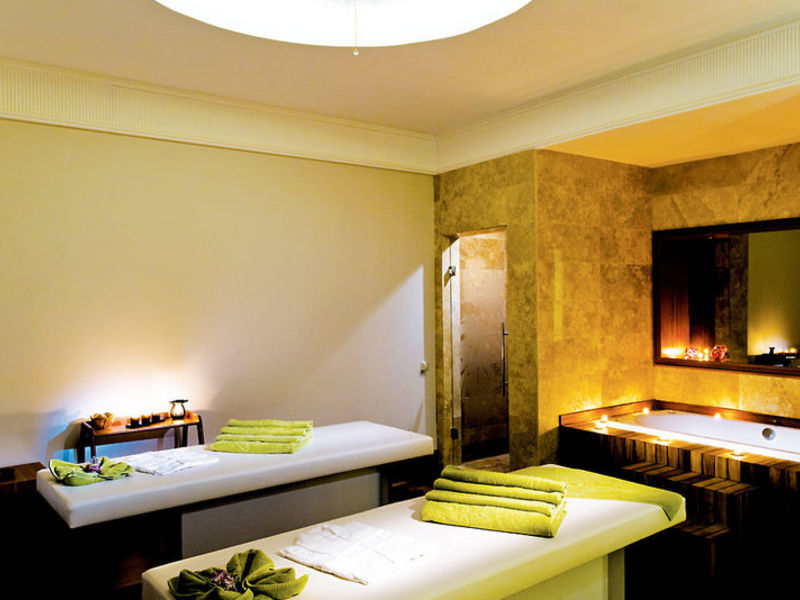 Paloma Pasha Resort