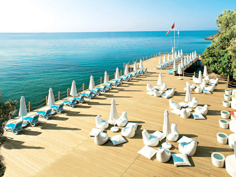 Paloma Pasha Resort