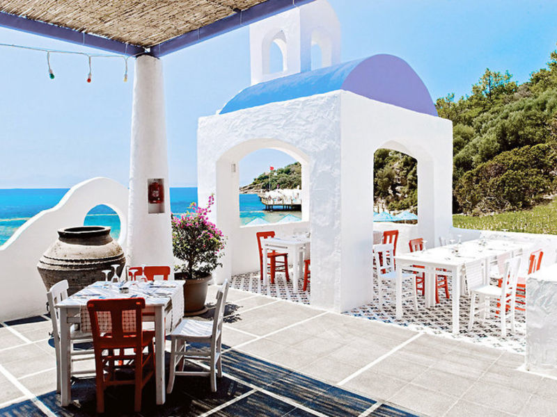Paloma Pasha Resort