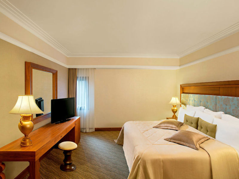 Paloma Renaissance Resort & Spa