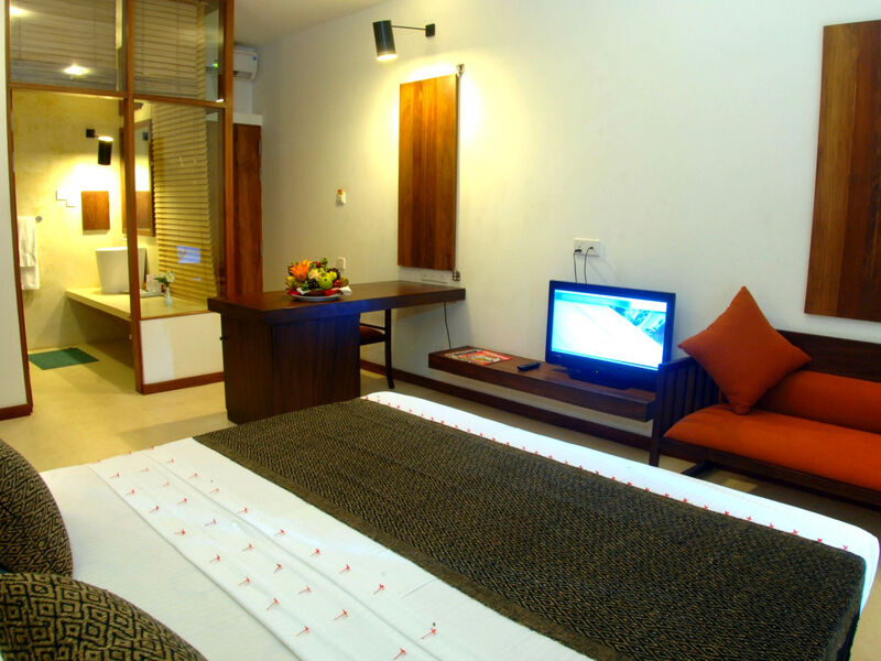 Pandanus Beach Resort &Amp; Spa