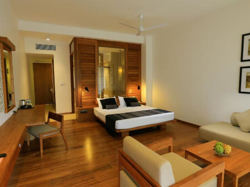 Pandanus Beach Resort &Amp; Spa