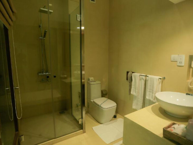 Pandanus Beach Resort &Amp; Spa