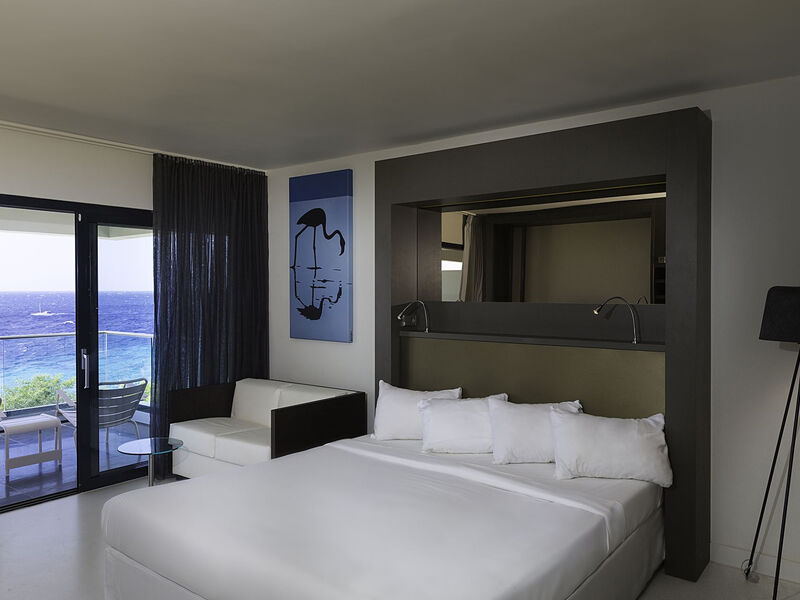 Papagayo Beach Hotel