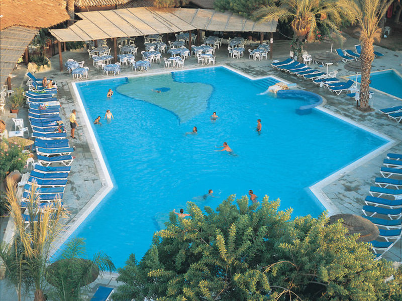 Paphos Gardens, St. +App.