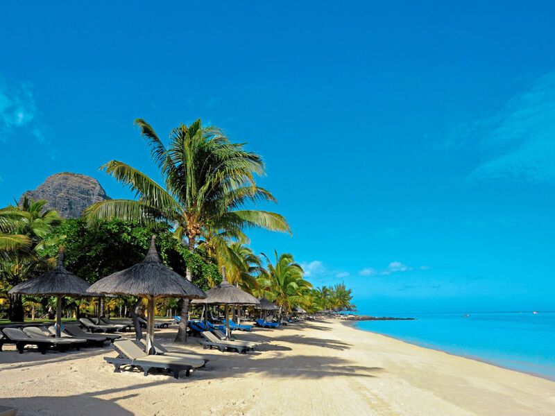 Paradis Beachcomber Golf Resort &Amp; Spa