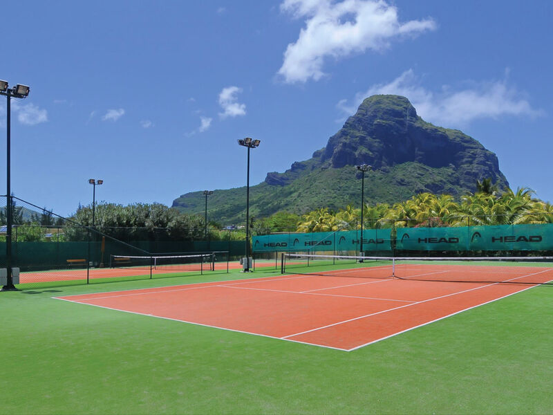 Paradis Beachcomber Golf Resort &Amp; Spa