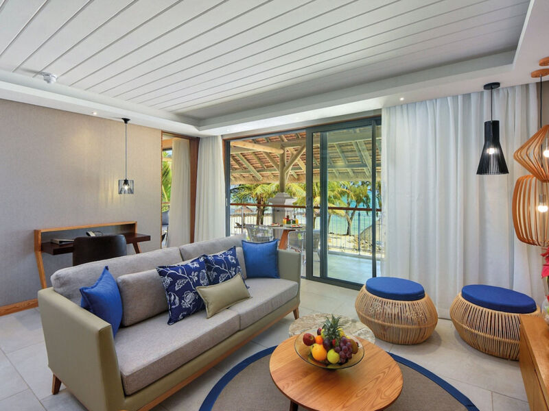 Paradis Beachcomber Golf Resort &Amp; Spa