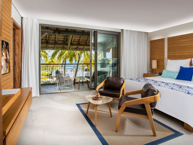 Paradis Beachcomber Golf Resort &Amp; Spa