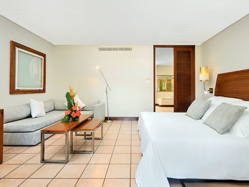 Paradis Beachcomber Rs. & Spa