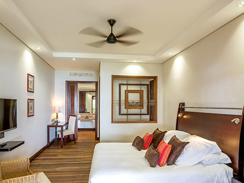 Paradis Beachcomber Rs. & Spa