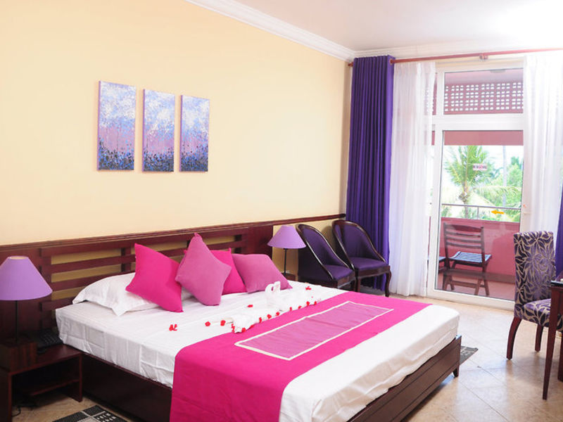 Paradise Beach Hotel