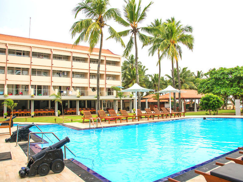 Paradise Beach Hotel