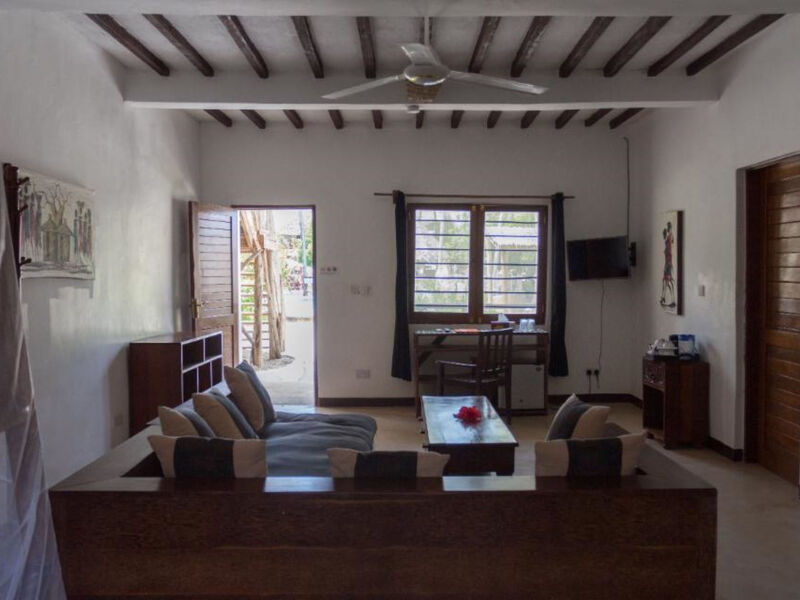 Paradise Beach Resort