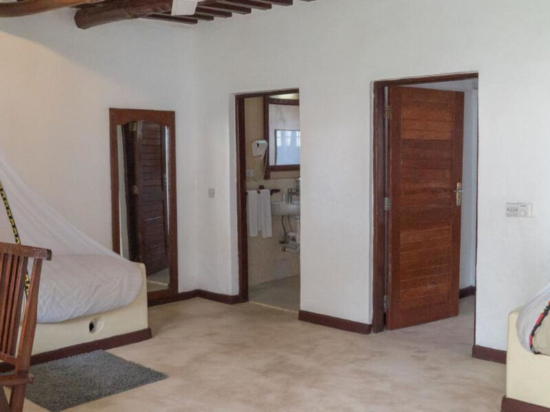 Paradise Beach Resort