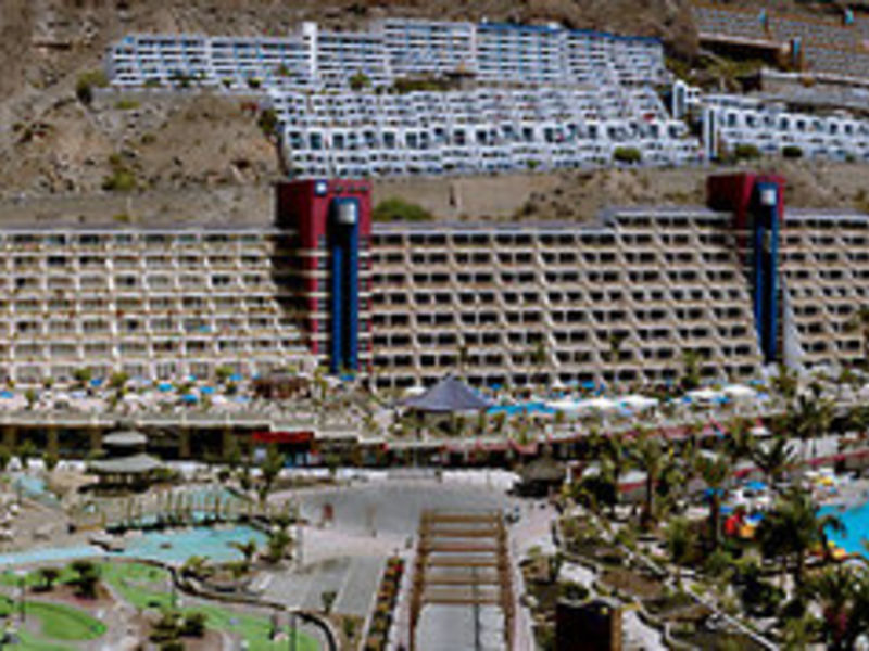 Paradise Costa Taur