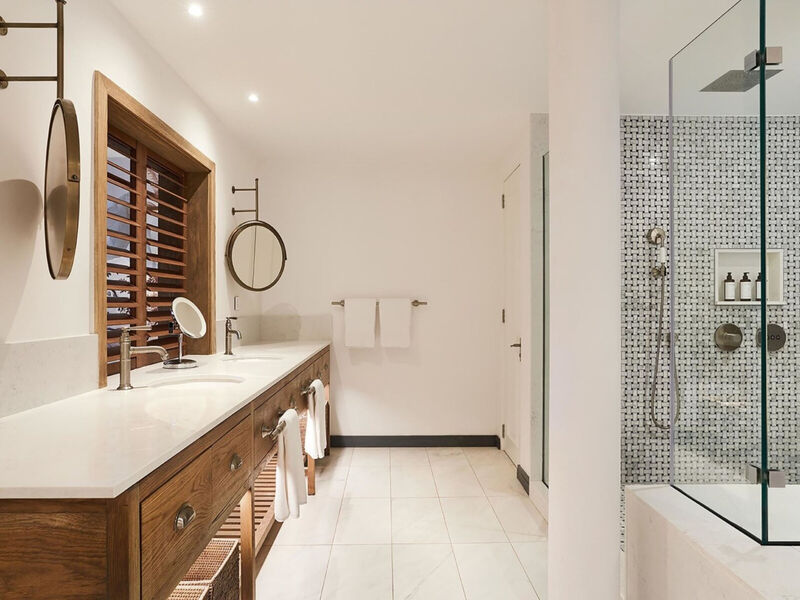 Paradise Cove Boutique Hotel